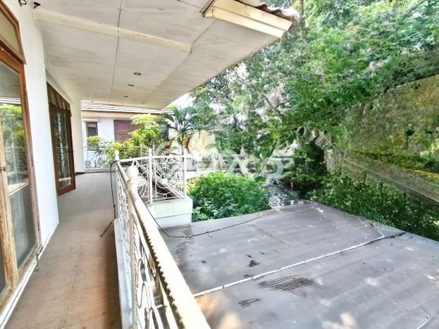 Rumah Elit Modern Tanpa Renovasi di Pondok Indah Jakarta Selatan Rumah Elit Modern Tanpa Renovasi di Pondok Indah Jakarta Selatan