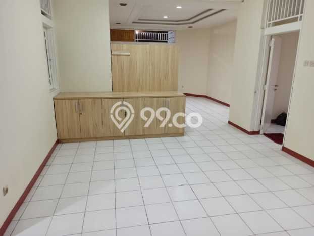 Siap Huni Hunian Elit 5 Kamar di Palmerah Dekat ke Mana Saja Siap Huni Hunian Elit 5 Kamar di Palmerah Dekat ke Mana Saja