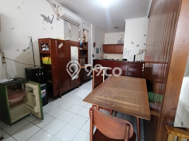 Unit Ruko Dijual di Jakarta Pusat LT 60m2 & LB 210m2 Unit Ruko Dijual di Jakarta Pusat LT 60m2 & LB 210m2