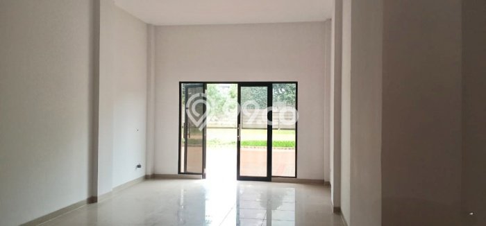 FOR SALE! Ruko di Kelapa Gading Jakarta Utara, LT 81m2, LB 324m2 FOR SALE! Ruko di Kelapa Gading Jakarta Utara, LT 81m2, LB 324m2