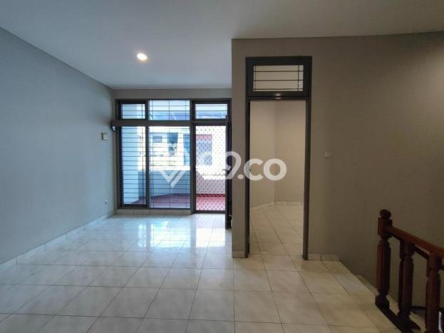 Ready to Use! Premium House LT 139m2 Desain Modern di Tomang Ready to Use! Premium House LT 139m2 Desain Modern di Tomang