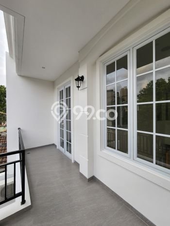 PROPERTI UNGGULAN! Rumah di Sunter, 2 KT, Area Elite, LT 70m² LB 100m² PROPERTI UNGGULAN! Rumah di Sunter, 2 KT, Area Elite, LT 70m² LB 100m²
