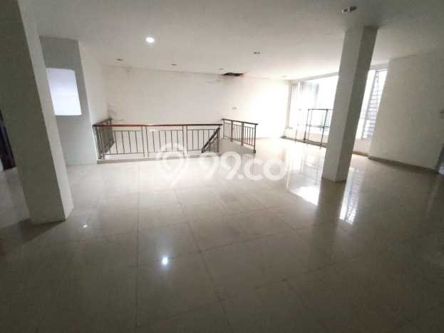 Disewakan Hunian Konsep Modern di Kelapa Gading Jakarta Utara dengan 4 Kamar Disewakan Hunian Konsep Modern di Kelapa Gading Jakarta Utara dengan 4 Kamar