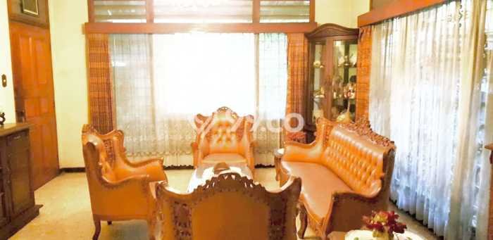 Rumah Mewah LB 583m2 Siap Huni Desain Elegan di Tomang, Jakarta Barat Rumah Mewah LB 583m2 Siap Huni Desain Elegan di Tomang, Jakarta Barat