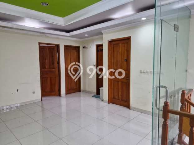 For Sale Rumah Mewah Exclusive di Palmerah, Jakarta Barat For Sale Rumah Mewah Exclusive di Palmerah, Jakarta Barat