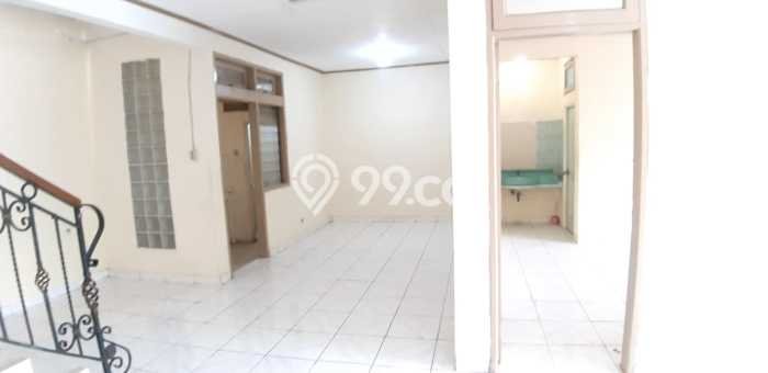 Sewa Rumah Murah di Sunter Jakarta Utara Punya 4 Kamar Tidur Sewa Rumah Murah di Sunter Jakarta Utara Punya 4 Kamar Tidur
