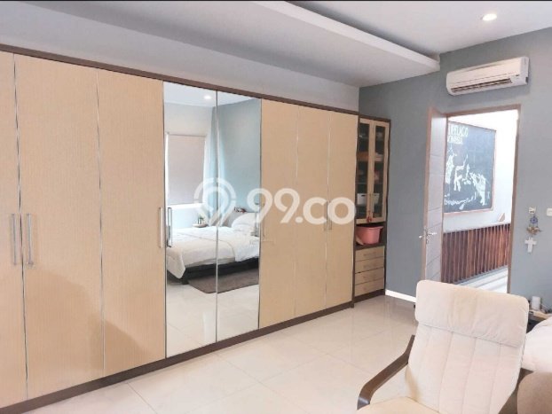 Rumah Elit Modern Tanpa Renovasi di Sunter Jakarta Utara Rumah Elit Modern Tanpa Renovasi di Sunter Jakarta Utara