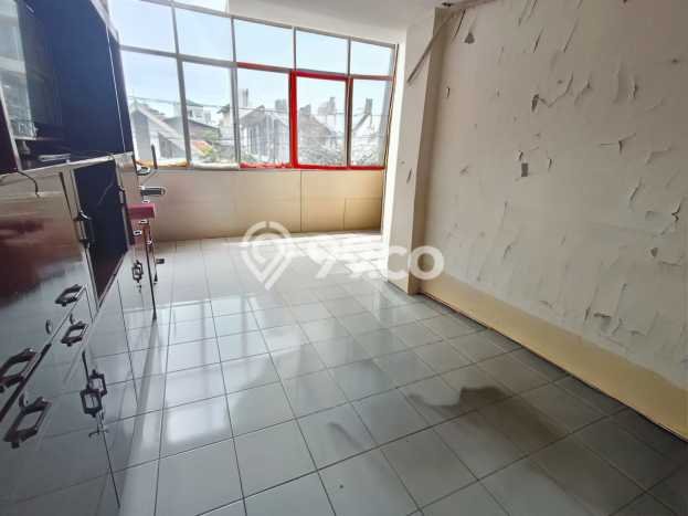 Ruko Dijual di Jakarta Pusat LT 60m2 & LB 210m2 Lokasi Terbaik! Ruko Dijual di Jakarta Pusat LT 60m2 & LB 210m2 Lokasi Terbaik!