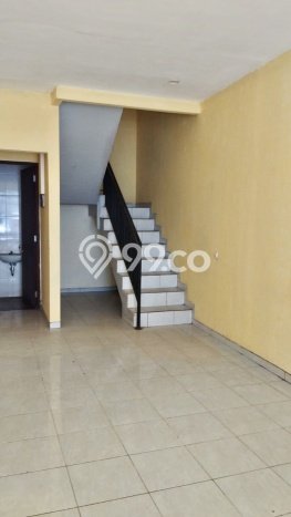 Unit Komersial Disewakan di Jakarta Selatan Area Strategis Harga Kompetitif Unit Komersial Disewakan di Jakarta Selatan Area Strategis Harga Kompetitif