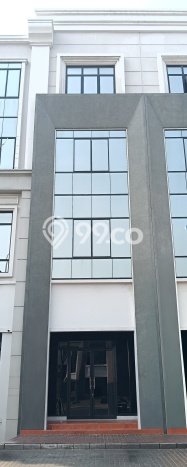 Ruko disewakan di Kelapa Gading Jakarta Utara dengan luas bangunan 270m2 Ruko disewakan di Kelapa Gading Jakarta Utara dengan luas bangunan 270m2