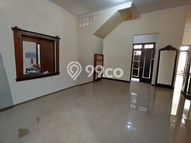 Rumah Elit Modern Siap Huni di Tomang Jakarta Barat Rumah Elit Modern Siap Huni di Tomang Jakarta Barat