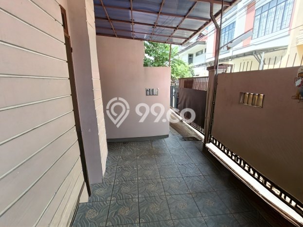 Rumah Elit Modern Siap Huni di Tomang Jakarta Barat Rumah Elit Modern Siap Huni di Tomang Jakarta Barat