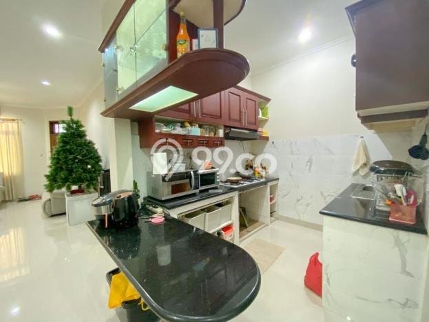 For Sale Rumah Mewah Exclusive di Palmerah, Jakarta Barat For Sale Rumah Mewah Exclusive di Palmerah, Jakarta Barat