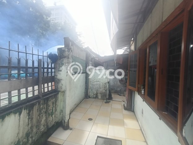 Rumah Mewah Akses Mudah di Jakarta Pusat Unfurnished Rumah Mewah Akses Mudah di Jakarta Pusat Unfurnished