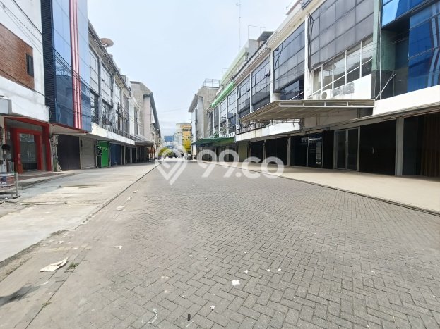 Paling Diincar! Ruko Dijual di Roxy Harga Kompetitif Paling Diincar! Ruko Dijual di Roxy Harga Kompetitif