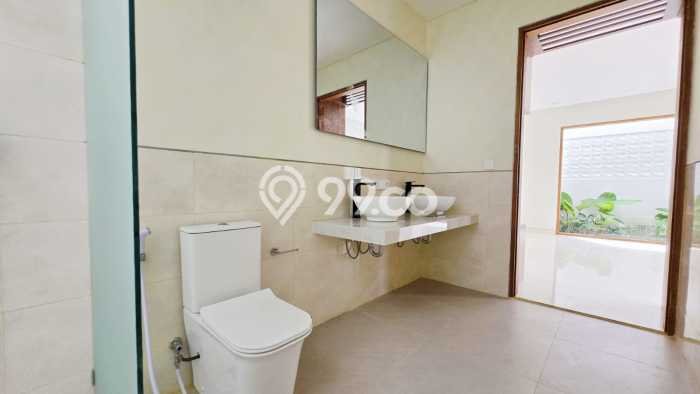 Disewakan Rumah Nyaman LT 230m2 / LB 194m2 di Sanur Kauh, Denpasar Disewakan Rumah Nyaman LT 230m2 / LB 194m2 di Sanur Kauh, Denpasar