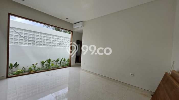 Disewakan Rumah Nyaman LT 230m2 / LB 194m2 di Sanur Kauh, Denpasar Disewakan Rumah Nyaman LT 230m2 / LB 194m2 di Sanur Kauh, Denpasar