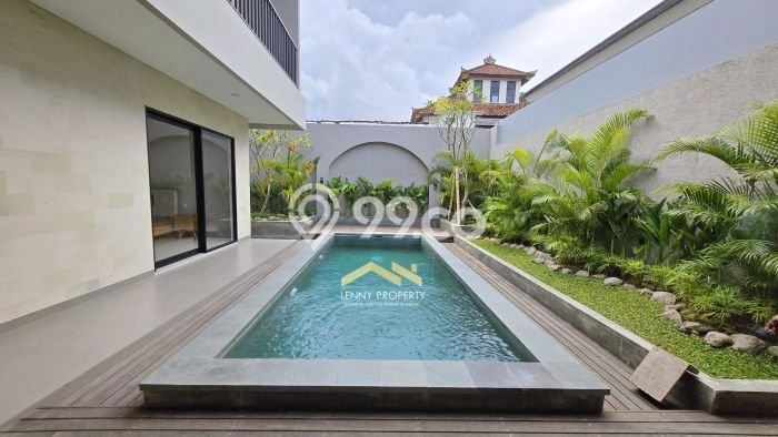 Disewakan! Rumah 3 Kamar Tidur &
4 Kamar Mandi di Sanur Kauh, Denpasar Disewakan! Rumah 3 Kamar Tidur &
4 Kamar Mandi di Sanur Kauh, Denpasar