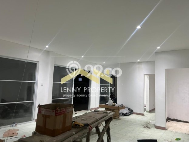 Disewakan Rumah Strategis LT 105m2 / LB 90m2 di Sanur, Denpasar Disewakan Rumah Strategis LT 105m2 / LB 90m2 di Sanur, Denpasar