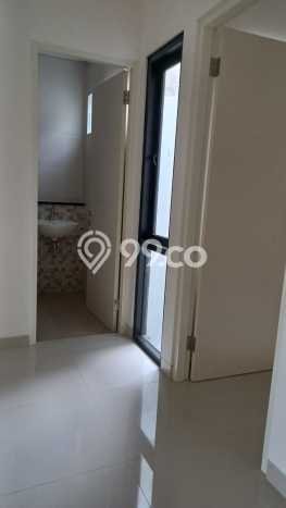 Jual Rumah Favorit Siap Huni LB 150m2 di Rungkut, Surabaya Jual Rumah Favorit Siap Huni LB 150m2 di Rungkut, Surabaya