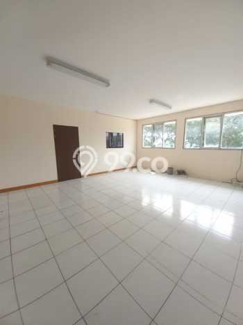 KAWASAN KOMERSIAL! Gudang For Rent Kawasan Lippo Cikarang, Luas 2600m2m², Area Strategis KAWASAN KOMERSIAL! Gudang For Rent Kawasan Lippo Cikarang, Luas 2600m2m², Area Strategis