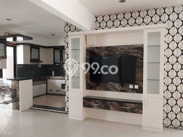 Rumah Modern Minimalis 4 KT Bisa Langsung Pindah di Lippo Cikarang Rumah Modern Minimalis 4 KT Bisa Langsung Pindah di Lippo Cikarang