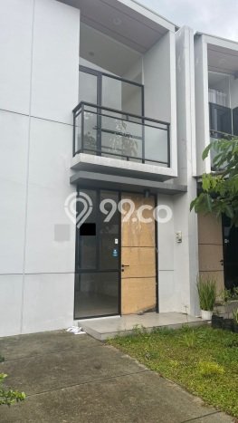 Disewakan Cepat Rumah Kondisi Bagus di Area Lippo Cikarang, Cikarang Disewakan Cepat Rumah Kondisi Bagus di Area Lippo Cikarang, Cikarang