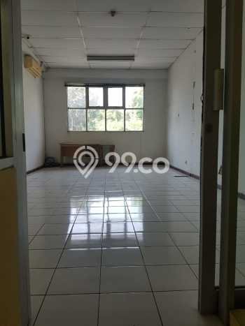 Gudang Lokasi Bisnis Kawasan , Luas 420m2m², Akses Strategis Gudang Lokasi Bisnis Kawasan , Luas 420m2m², Akses Strategis