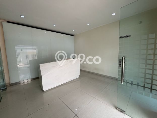 KAWASAN KOMERSIAL! Gudang For Rent Kawasan Lippo Cikarang, Luas 2600m2m², Area Strategis KAWASAN KOMERSIAL! Gudang For Rent Kawasan Lippo Cikarang, Luas 2600m2m², Area Strategis