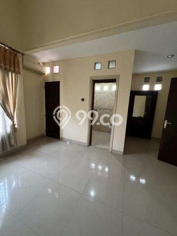 Jual Rumah Strategis Bagus Punya 4 KT di Lippo Cikarang Cikarang SHM Jual Rumah Strategis Bagus Punya 4 KT di Lippo Cikarang Cikarang SHM
