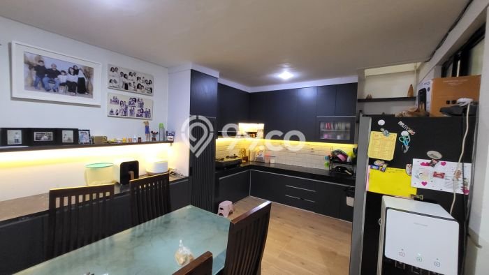 Rumah kawasan Lippo Cikarang, Cikarang, Luas 88m2m² LB 180m2m² Rumah kawasan Lippo Cikarang, Cikarang, Luas 88m2m² LB 180m2m²