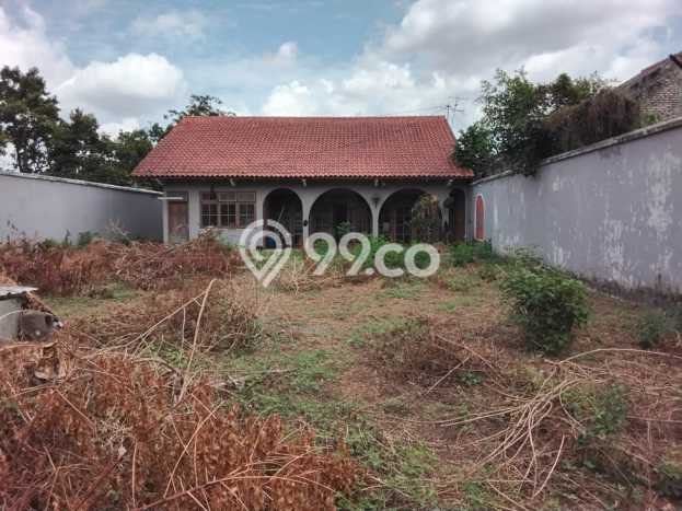 Rumah Sederhana Dijual di Depok 1 Kamar dengan LT 1355m2 Rumah Sederhana Dijual di Depok 1 Kamar dengan LT 1355m2