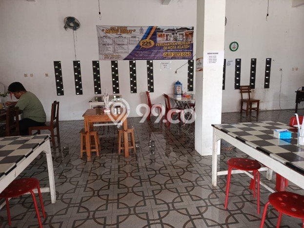 Ruko Dijual di Klaten Selatan Klaten dengan Luas Bangunan 200m2 Ruko Dijual di Klaten Selatan Klaten dengan Luas Bangunan 200m2