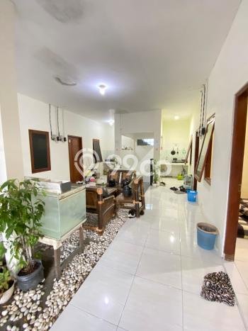 Rumah Kost untuk Dijual di Caturtunggal Punya 10 Kamar Rumah Kost untuk Dijual di Caturtunggal Punya 10 Kamar