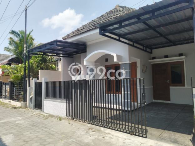 Rumah dengan Lokasi Strategis 3 KT di Kaliurang, Sleman Rumah dengan Lokasi Strategis 3 KT di Kaliurang, Sleman