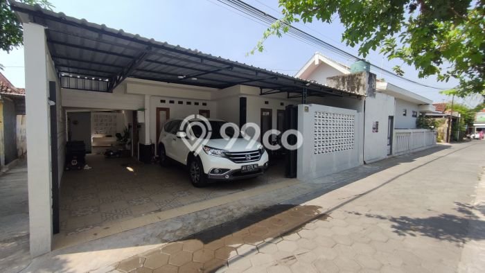 Hunian Asri 4 KT di Maguwoharjo, Yogyakarta - Luas Tanah 320m² Hunian Asri 4 KT di Maguwoharjo, Yogyakarta - Luas Tanah 320m²