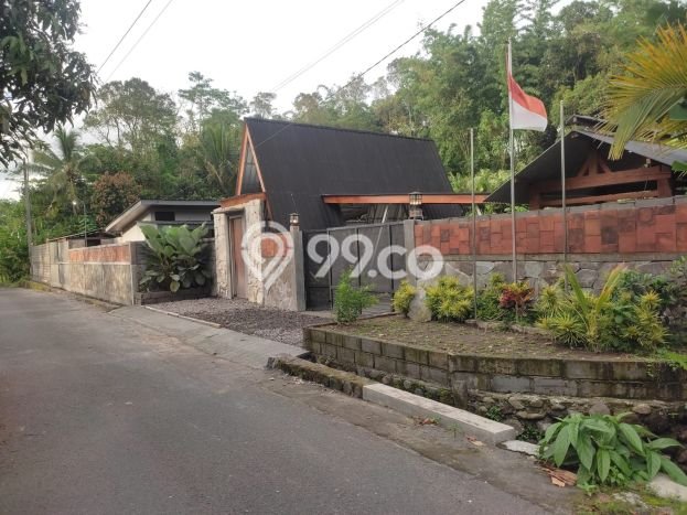 Jual Rumah Bagus Siap Huni LB 200m2 di Pakem, Sleman Jual Rumah Bagus Siap Huni LB 200m2 di Pakem, Sleman