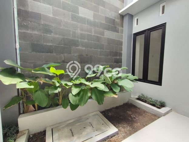 Rumah Luas Asri 5 KT Siap Huni di Maguwoharjo Yogyakarta Rumah Luas Asri 5 KT Siap Huni di Maguwoharjo Yogyakarta