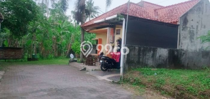 For Sale Rumah 2 Kamar Lokasi Ideal Bagus dan Strategis di Ngaglik For Sale Rumah 2 Kamar Lokasi Ideal Bagus dan Strategis di Ngaglik