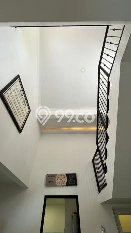 Dijual Hunian Rumah Nyaman 4 Kamar di Maguwoharjo, Yogyakarta Dijual Hunian Rumah Nyaman 4 Kamar di Maguwoharjo, Yogyakarta