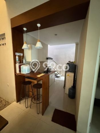 Jual Rumah Luas Megah Dengan View Cantik di Caturtunggal, Sleman Jual Rumah Luas Megah Dengan View Cantik di Caturtunggal, Sleman