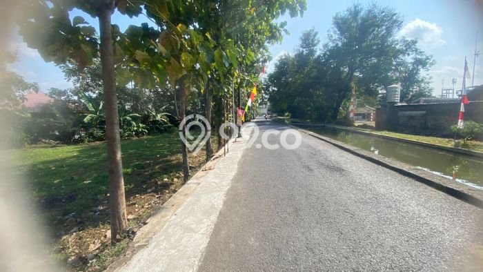 Lahan Dijual Lokasi Ngaglik, Sleman dengan Luas Tanah 2852m2 dan Status SHM Lahan Dijual Lokasi Ngaglik, Sleman dengan Luas Tanah 2852m2 dan Status SHM