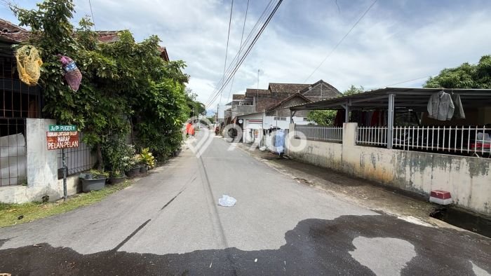 Tanah Dijual di Yogyakarta Seluas 162m2 Strategis Tanah Dijual di Yogyakarta Seluas 162m2 Strategis