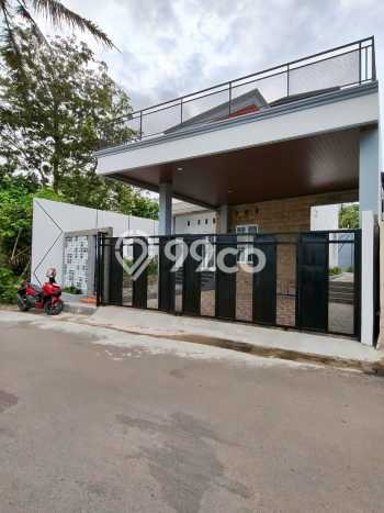 Hunian Cantik Modern Lb 190m2 di Ngaglik, Sleman Hunian Cantik Modern Lb 190m2 di Ngaglik, Sleman