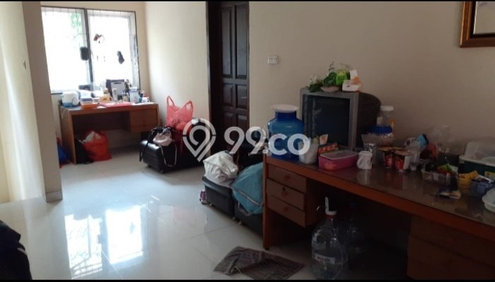 Rumah sewa siap huni 4 KT di Jelambar, Jakarta Barat Rumah sewa siap huni 4 KT di Jelambar, Jakarta Barat