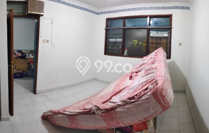 Jual Rumah Mewah Elegan Dengan View Eksklusif di Jelambar, Jakarta Barat Jual Rumah Mewah Elegan Dengan View Eksklusif di Jelambar, Jakarta Barat