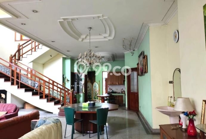 Rumah Luxury Modern Siap Huni di Joglo Jakarta Barat Rumah Luxury Modern Siap Huni di Joglo Jakarta Barat