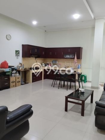 For Sale! Luxury House LT 189m2 Desain Elegan di Tomang For Sale! Luxury House LT 189m2 Desain Elegan di Tomang