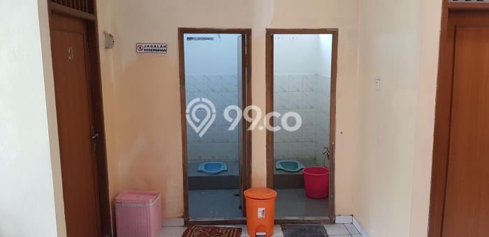 Jual Rumah Mewah Megah Dengan View Eksklusif di Grogol, Jakarta Barat Jual Rumah Mewah Megah Dengan View Eksklusif di Grogol, Jakarta Barat