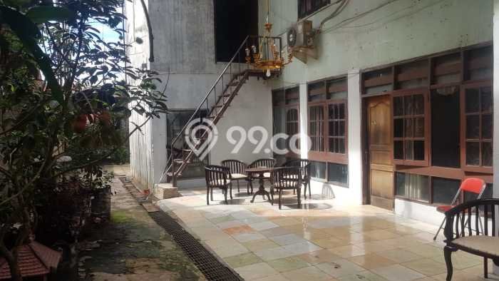 Ready to Use! Premium House LT 762m2 Desain Modern di Kemanggisan Ready to Use! Premium House LT 762m2 Desain Modern di Kemanggisan
